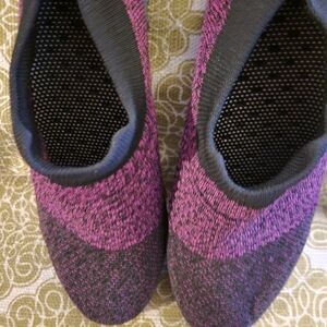 Slip-On Knit Flats in Purple and Black